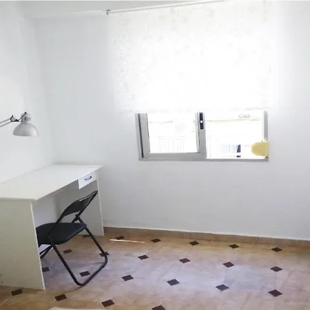 Apartamento Daphne Apartment *